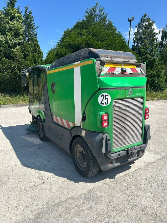 Mathieu Azura MC210 - Veegwagen: afbeelding 2 Mathieu Azura MC210 - Veegwagen: afbeelding 2