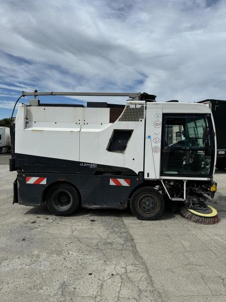 Schmidt Clingo 400 - Veegwagen: afbeelding 5 Schmidt Clingo 400 - Veegwagen: afbeelding 5