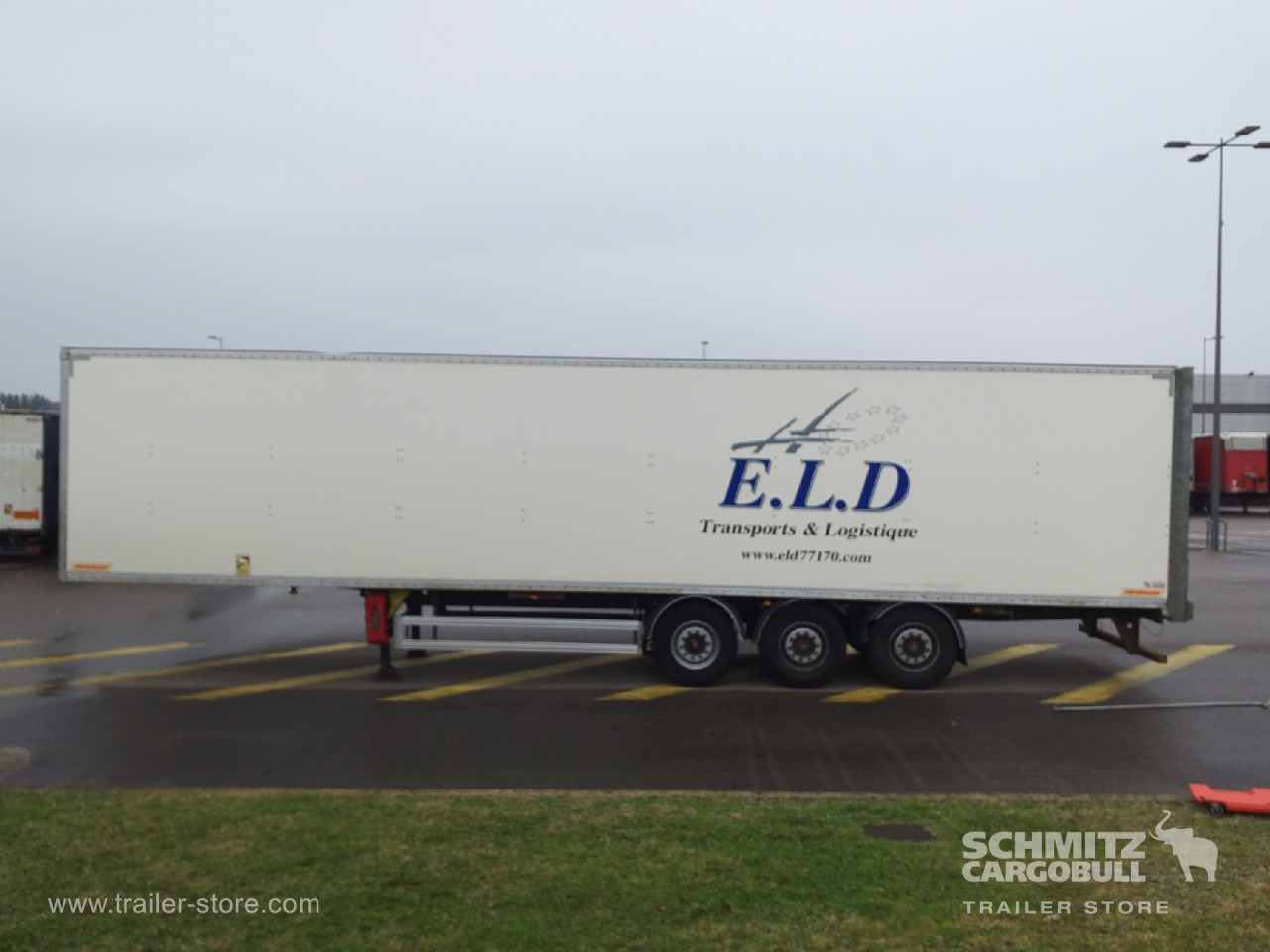 FRUEHAUF Dryfreight Standard Roller shutter door - Gesloten oplegger: afbeelding 3 FRUEHAUF Dryfreight Standard Roller shutter door - Gesloten oplegger: afbeelding 3