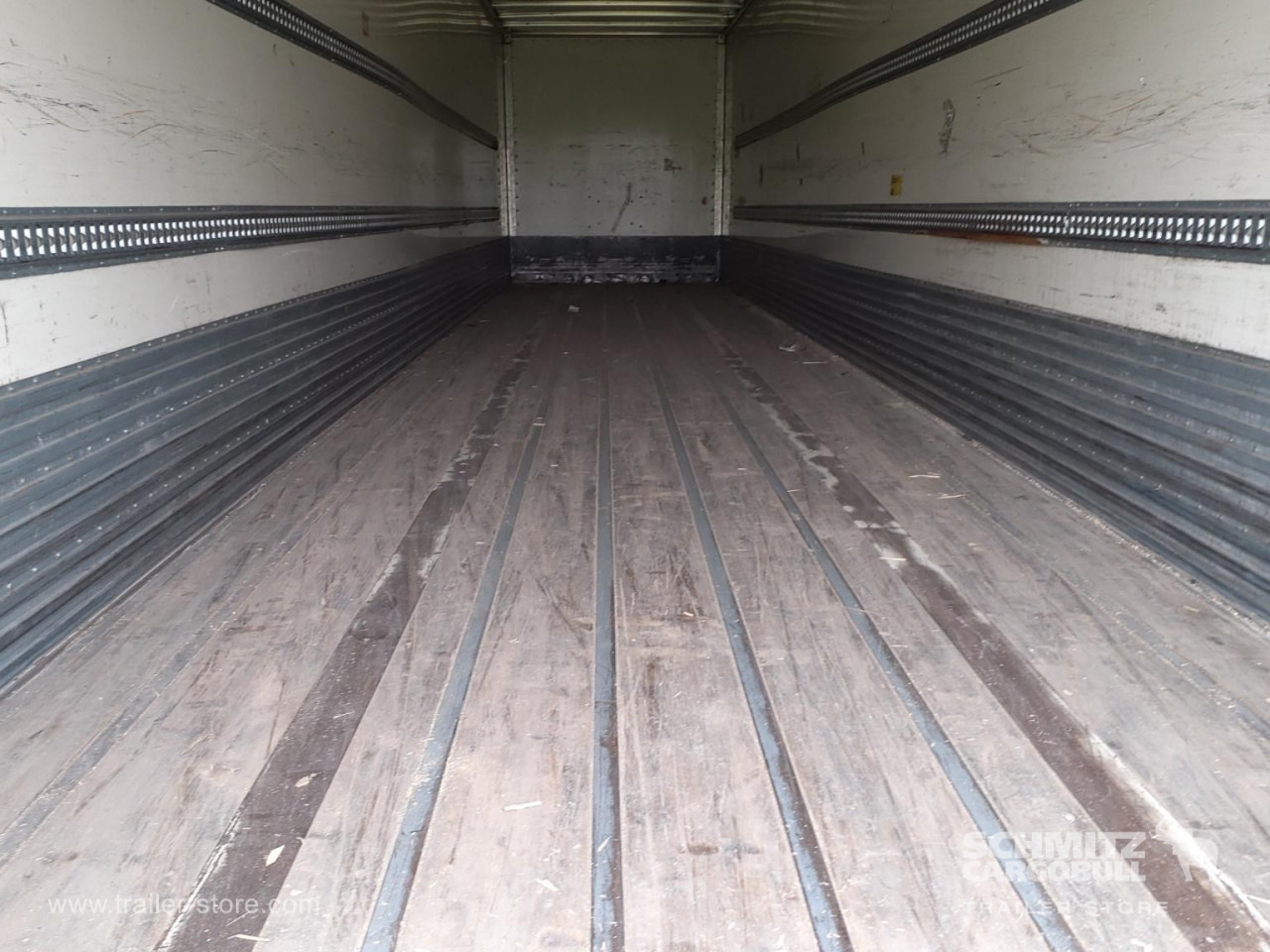 FRUEHAUF Dryfreight Standard Roller shutter door - Gesloten oplegger: afbeelding 3 FRUEHAUF Dryfreight Standard Roller shutter door - Gesloten oplegger: afbeelding 3