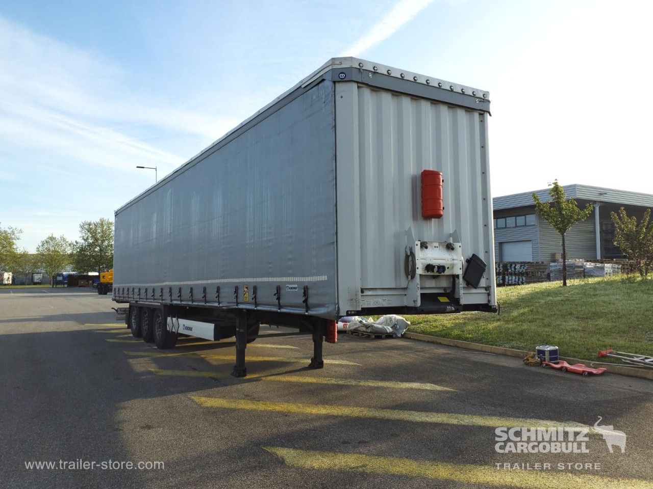 KRONE Curtainsider Standard - Schuifzeiloplegger: afbeelding 1 KRONE Curtainsider Standard - Schuifzeiloplegger: afbeelding 1