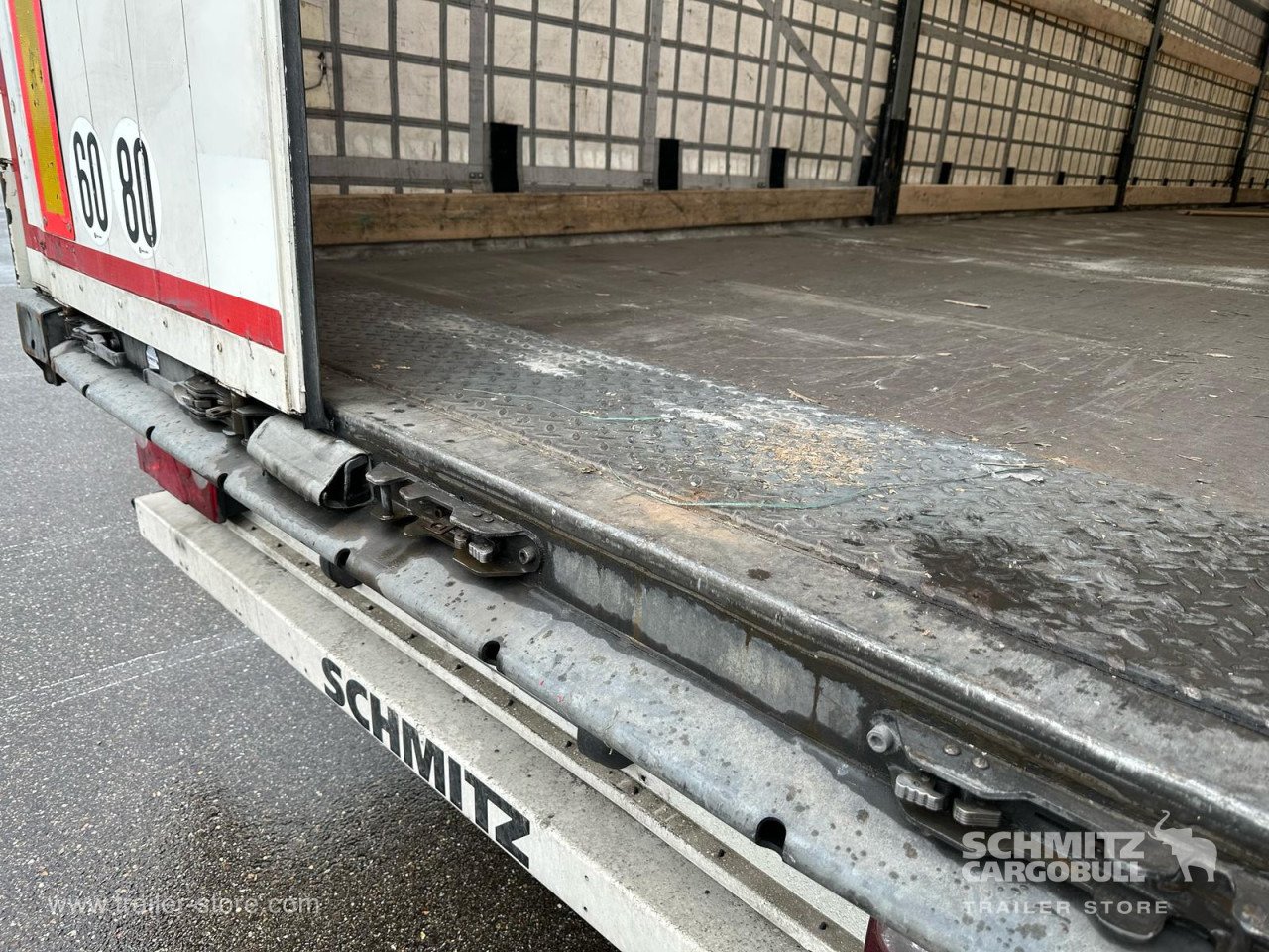 SCHMITZ Curtainsider Mega - Schuifzeiloplegger: afbeelding 4 SCHMITZ Curtainsider Mega - Schuifzeiloplegger: afbeelding 4