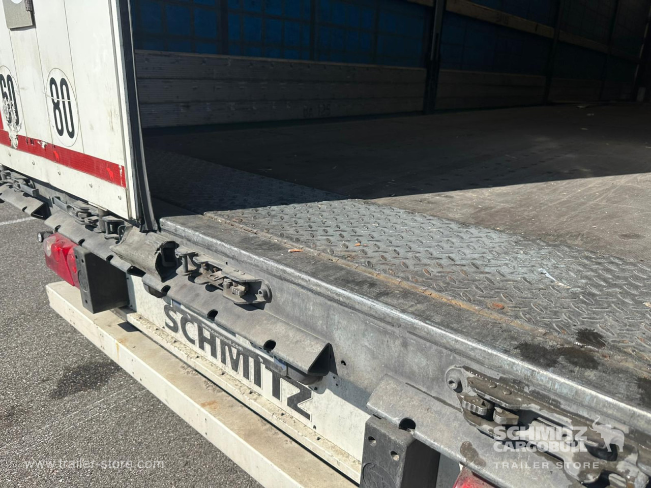 SCHMITZ Curtainsider Standard - Schuifzeiloplegger: afbeelding 4 SCHMITZ Curtainsider Standard - Schuifzeiloplegger: afbeelding 4