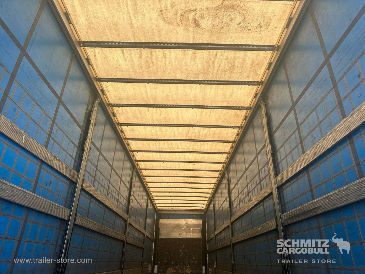 SCHMITZ Curtainsider Standard - Schuifzeiloplegger: afbeelding 4 SCHMITZ Curtainsider Standard - Schuifzeiloplegger: afbeelding 4