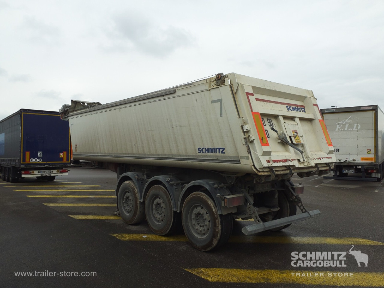 SCHMITZ Tipper Alu-square sided body 27m³ - Kipper oplegger: afbeelding 5 SCHMITZ Tipper Alu-square sided body 27m³ - Kipper oplegger: afbeelding 5