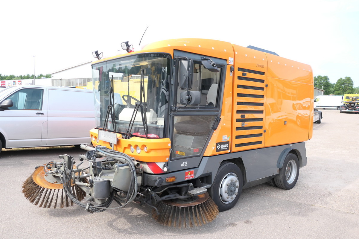 540 KEHRMASCHINE - Veegwagen: afbeelding 4 540 KEHRMASCHINE - Veegwagen: afbeelding 4