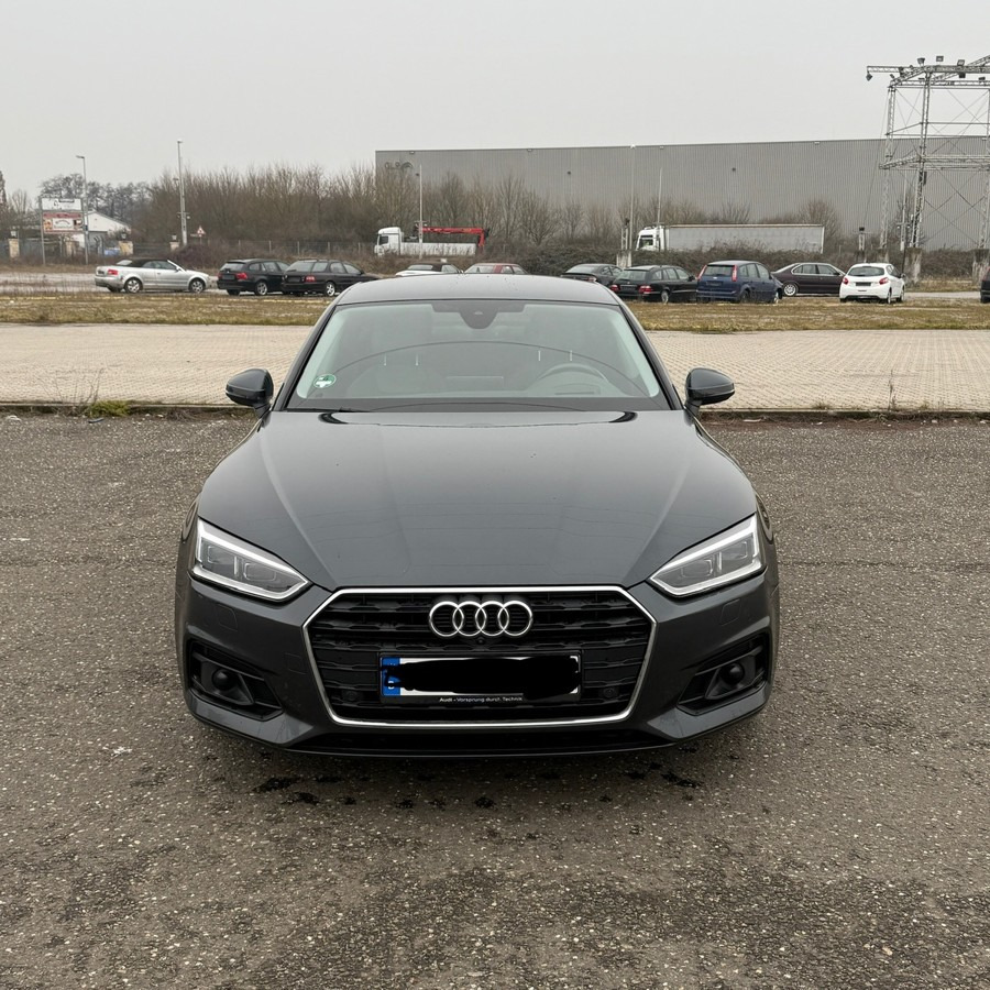 AUDI A5 Sportback TÜV bis Okt. 2027 - Sedan: afbeelding 4 AUDI A5 Sportback TÜV bis Okt. 2027 - Sedan: afbeelding 4