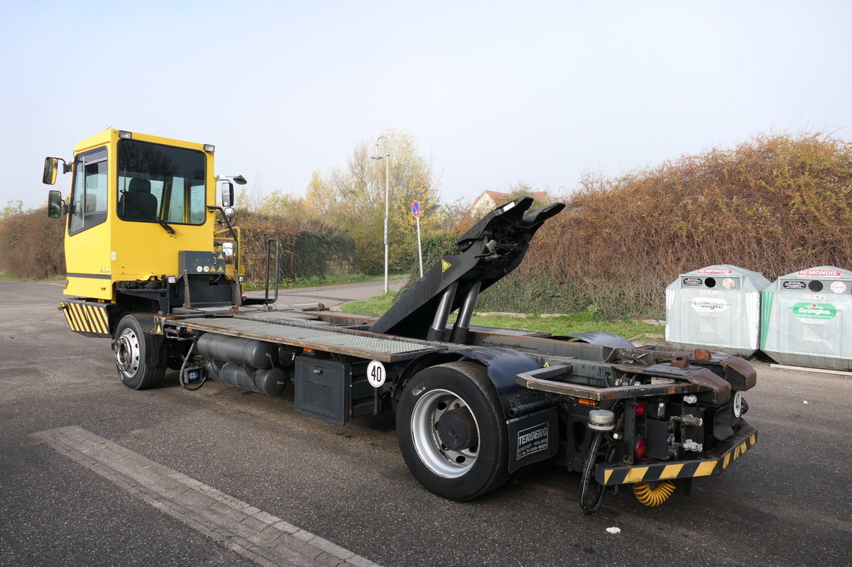 BC 182 Kamag Wiesel WBH 25 Umsetzfahrzeug - Containertransporter/ Wissellaadbak vrachtwagen: afbeelding 1 BC 182 Kamag Wiesel WBH 25 Umsetzfahrzeug - Containertransporter/ Wissellaadbak vrachtwagen: afbeelding 1