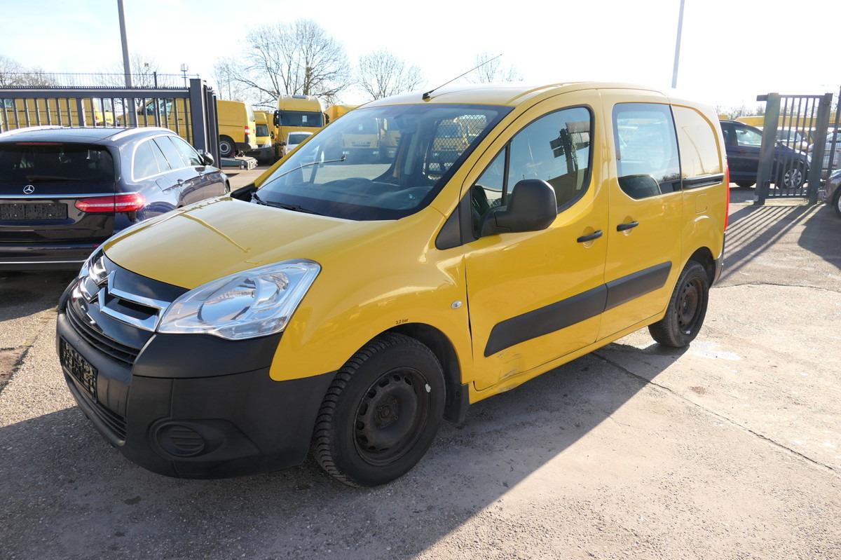 CITROEN Berlingo 16V HDI Niveau B L1 CoC PARKTRONIK 2xSC - Kleine bestelwagen: afbeelding 1 CITROEN Berlingo 16V HDI Niveau B L1 CoC PARKTRONIK 2xSC - Kleine bestelwagen: afbeelding 1