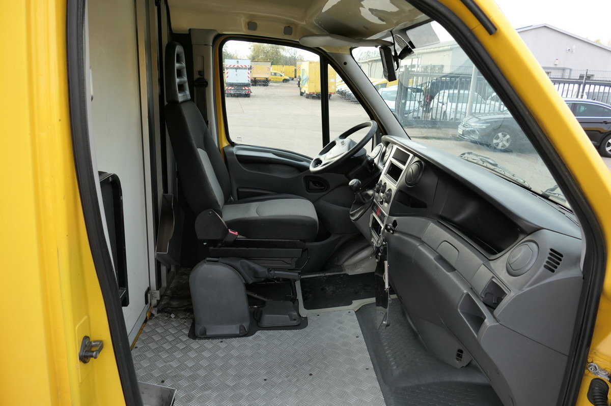 IVECO Daily 35 S11 C30C AUTOMATIK KAMERA MAXI Regale D - Bestelwagen gesloten laadbak: afbeelding 5 IVECO Daily 35 S11 C30C AUTOMATIK KAMERA MAXI Regale D - Bestelwagen gesloten laadbak: afbeelding 5