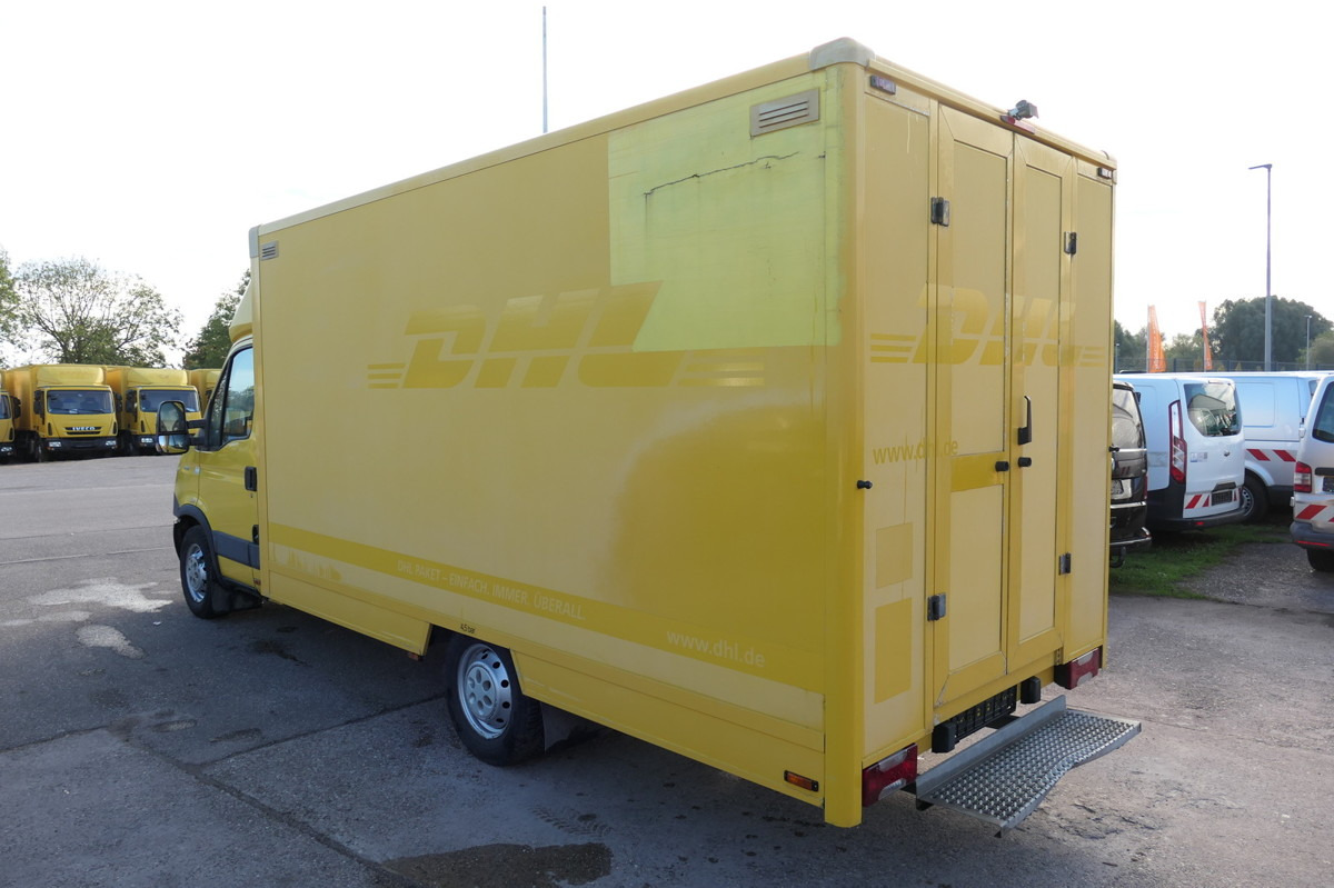 IVECO Daily 35 S11 C30C AUTOMATIK KAMERA Regale LUFT D - Bestelwagen gesloten laadbak: afbeelding 4 IVECO Daily 35 S11 C30C AUTOMATIK KAMERA Regale LUFT D - Bestelwagen gesloten laadbak: afbeelding 4