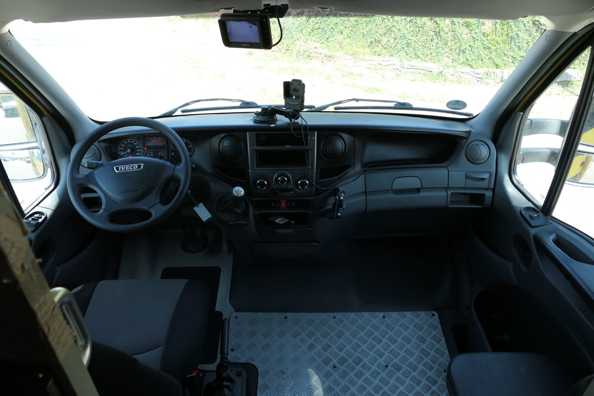Bestelwagen gesloten laadbak IVECO Daily 35 S11 C30C AUTOMATIK KAMERA Regale LUFT D: afbeelding 8 Bestelwagen gesloten laadbak IVECO Daily 35 S11 C30C AUTOMATIK KAMERA Regale LUFT D: afbeelding 8
