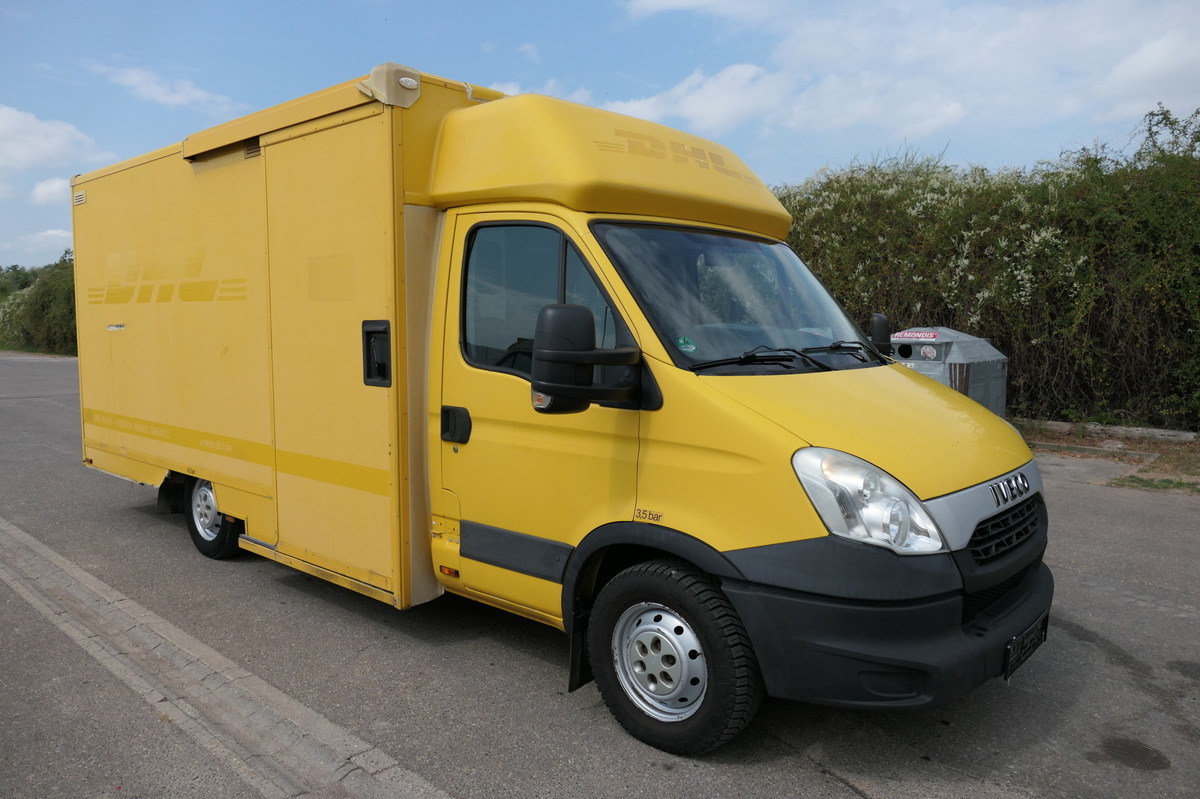 IVECO Daily 35 S11 C30C AUTOMATIK KAMERA Regale LUFT D - Bestelwagen gesloten laadbak: afbeelding 1 IVECO Daily 35 S11 C30C AUTOMATIK KAMERA Regale LUFT D - Bestelwagen gesloten laadbak: afbeelding 1