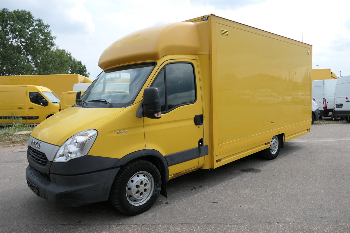 IVECO Daily 35 S11 C30C AUTOMATIK KAMERA Regale LUFT D - Bestelwagen gesloten laadbak: afbeelding 1 IVECO Daily 35 S11 C30C AUTOMATIK KAMERA Regale LUFT D - Bestelwagen gesloten laadbak: afbeelding 1