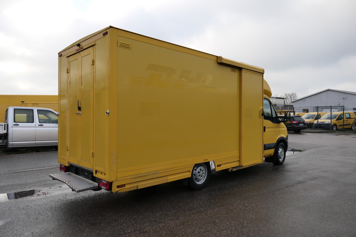 IVECO Daily 35 S11 C30C KURZ AUTOMATIK KAMERA Regale L - Bestelwagen gesloten laadbak: afbeelding 3 IVECO Daily 35 S11 C30C KURZ AUTOMATIK KAMERA Regale L - Bestelwagen gesloten laadbak: afbeelding 3