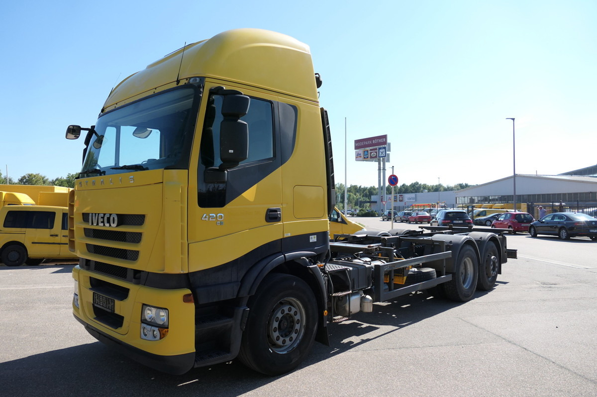 IVECO STRALIS AS 260 S42 Y/FS-CM AHK Lenk- und Liftach - Containertransporter/ Wissellaadbak vrachtwagen: afbeelding 4 IVECO STRALIS AS 260 S42 Y/FS-CM AHK Lenk- und Liftach - Containertransporter/ Wissellaadbak vrachtwagen: afbeelding 4