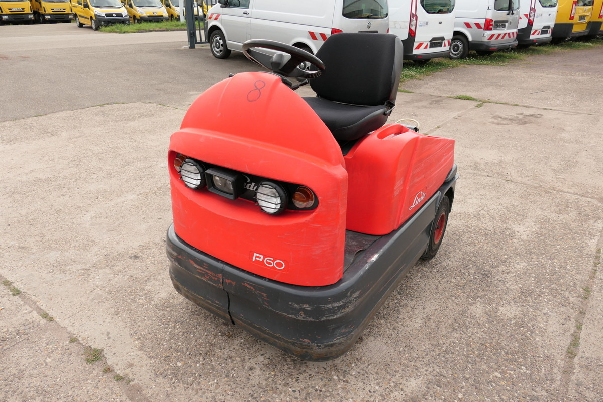 LINDE P 60 Z Schlepper Batterie 50/2018 - Elektrische trekker: afbeelding 2 LINDE P 60 Z Schlepper Batterie 50/2018 - Elektrische trekker: afbeelding 2