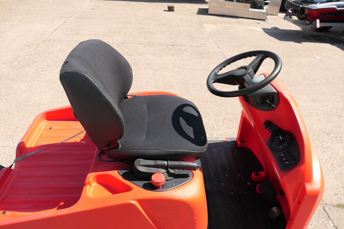 LINDE P 60 Z Schlepper - Elektrische trekker: afbeelding 5 LINDE P 60 Z Schlepper - Elektrische trekker: afbeelding 5