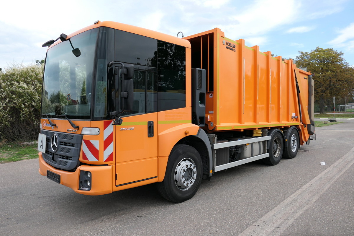 MERCEDES-BENZ 2635 NGE-L62N Econic Aufbau Zöller Medium KLIMA - Vuilniswagen: afbeelding 2 MERCEDES-BENZ 2635 NGE-L62N Econic Aufbau Zöller Medium KLIMA - Vuilniswagen: afbeelding 2