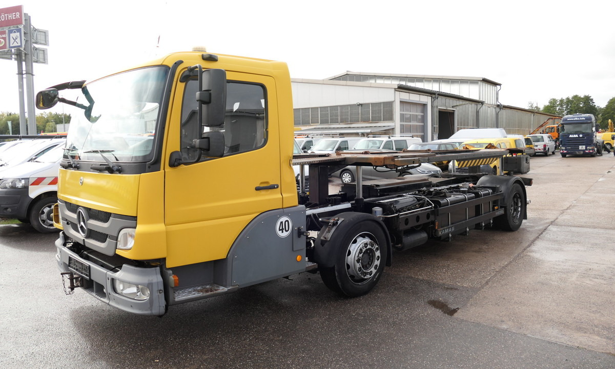 MERCEDES-BENZ KAMAG WBH 25 Wiesel Terberg Umsetzfahrz. Sattelk - Containertransporter/ Wissellaadbak vrachtwagen: afbeelding 1 MERCEDES-BENZ KAMAG WBH 25 Wiesel Terberg Umsetzfahrz. Sattelk - Containertransporter/ Wissellaadbak vrachtwagen: afbeelding 1