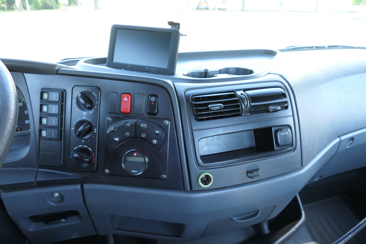 Leasing MERCEDES-BENZ KAMAG WBH 25 Wiesel Terberg Umsetzfahrz. Sattelk MERCEDES-BENZ KAMAG WBH 25 Wiesel Terberg Umsetzfahrz. Sattelk: afbeelding 14 Leasing MERCEDES-BENZ KAMAG WBH 25 Wiesel Terberg Umsetzfahrz. Sattelk MERCEDES-BENZ KAMAG WBH 25 Wiesel Terberg Umsetzfahrz. Sattelk: afbeelding 14