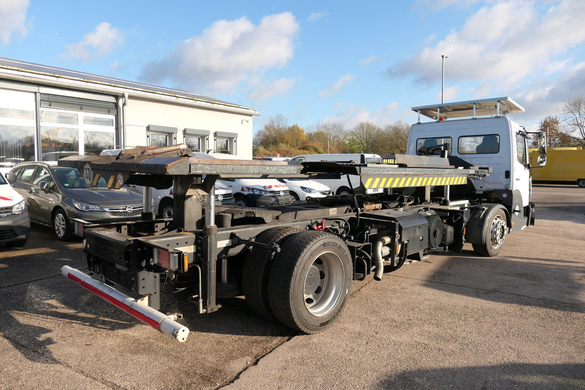 MERCEDES-BENZ Kamag Wiesel WBH 25 E4-D - Containertransporter/ Wissellaadbak vrachtwagen: afbeelding 2 MERCEDES-BENZ Kamag Wiesel WBH 25 E4-D - Containertransporter/ Wissellaadbak vrachtwagen: afbeelding 2