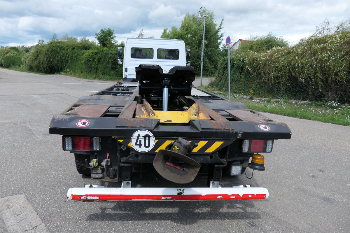 MERCEDES-BENZ Kamag Wiesel WBH 25 Wiesel Umsetzfahrzeug - Containertransporter/ Wissellaadbak vrachtwagen: afbeelding 5 MERCEDES-BENZ Kamag Wiesel WBH 25 Wiesel Umsetzfahrzeug - Containertransporter/ Wissellaadbak vrachtwagen: afbeelding 5