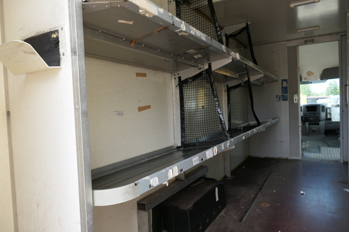 MERCEDES-BENZ SPRINTER 310 CDI MAXI EURO-5 KOFFER REGALE KAMER - Bestelwagen gesloten laadbak: afbeelding 5 MERCEDES-BENZ SPRINTER 310 CDI MAXI EURO-5 KOFFER REGALE KAMER - Bestelwagen gesloten laadbak: afbeelding 5
