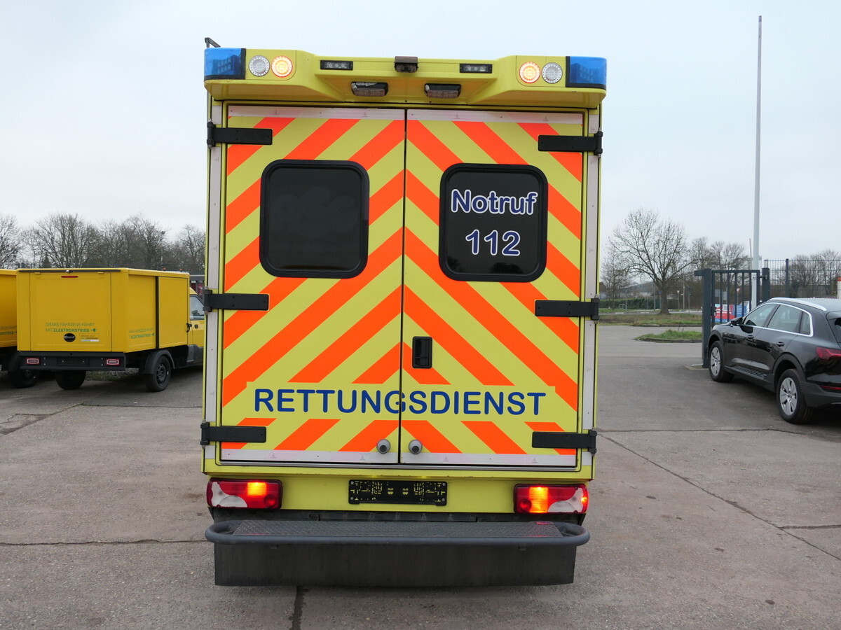 Leasing MERCEDES-BENZ Sprinter II 516 CDI KLIMA KRANKENWAGEN RTW AUTOM MERCEDES-BENZ Sprinter II 516 CDI KLIMA KRANKENWAGEN RTW AUTOM: afbeelding 7