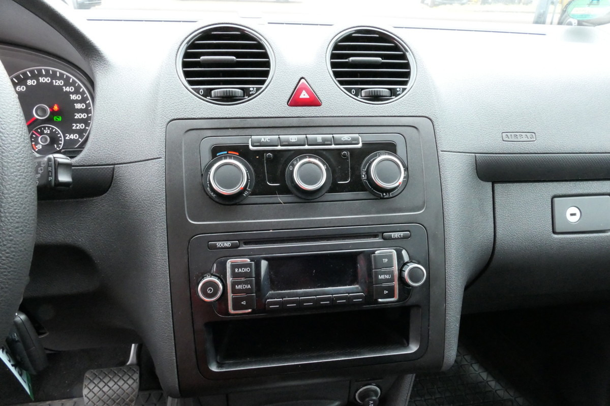 Kleine bestelwagen VW Caddy 1,6 TDI Typ 2K Automatik Klima Sortimo Wer: afbeelding 16