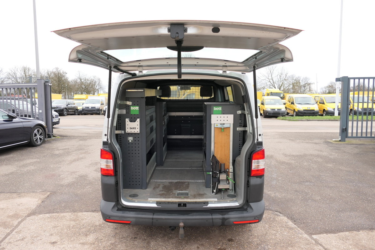 VW T5 Transporter 2.0 TDI 2Sitzer 4Motion AHK KLIMA - Kleine bestelwagen: afbeelding 1 VW T5 Transporter 2.0 TDI 2Sitzer 4Motion AHK KLIMA - Kleine bestelwagen: afbeelding 1