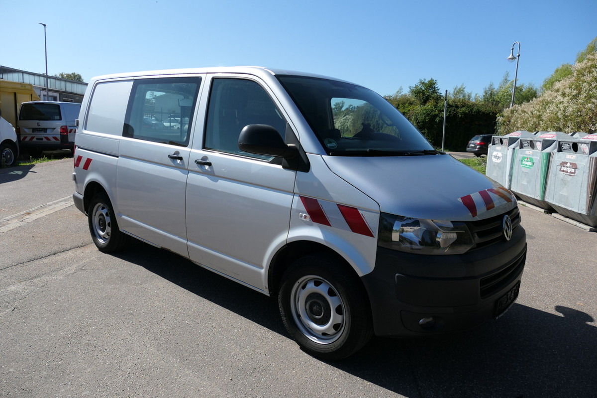 VW T5 Transporter 2.0 TDI 4Motion Flügeltür Klima A - Kleine bestelwagen: afbeelding 3 VW T5 Transporter 2.0 TDI 4Motion Flügeltür Klima A - Kleine bestelwagen: afbeelding 3