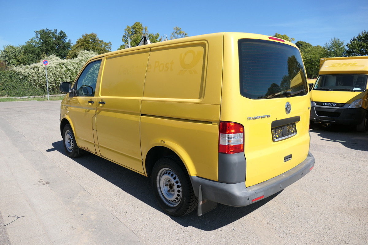 VW T5 Transporter 2.0 TDI EURO-5 2xSCHIEBETÜR PARKT - Kleine bestelwagen: afbeelding 5 VW T5 Transporter 2.0 TDI EURO-5 2xSCHIEBETÜR PARKT - Kleine bestelwagen: afbeelding 5