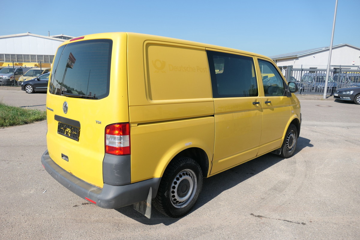 VW T5 Transporter 2.0 TDI EURO-5 2xSCHIEBETÜR PARKT - Kleine bestelwagen: afbeelding 4 VW T5 Transporter 2.0 TDI EURO-5 2xSCHIEBETÜR PARKT - Kleine bestelwagen: afbeelding 4