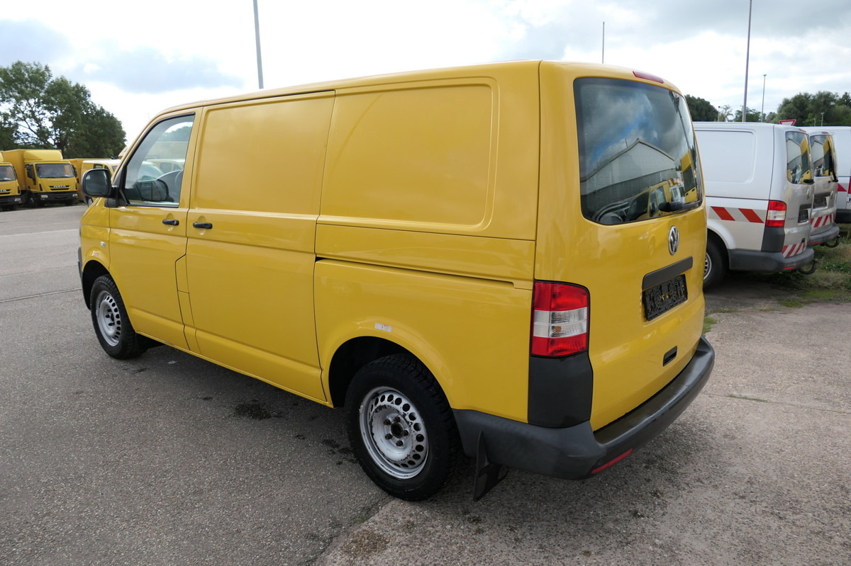 VW T5 Transporter 2.0 TDI EURO-5 CoC 2xSCHIEBETÜR P - Kleine bestelwagen: afbeelding 4 VW T5 Transporter 2.0 TDI EURO-5 CoC 2xSCHIEBETÜR P - Kleine bestelwagen: afbeelding 4