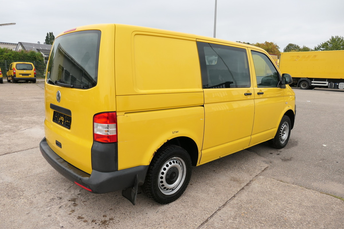 VW T5 Transporter 2.0 TDI EURO-5 CoC PARKTRONIK - Kleine bestelwagen: afbeelding 4 VW T5 Transporter 2.0 TDI EURO-5 CoC PARKTRONIK - Kleine bestelwagen: afbeelding 4