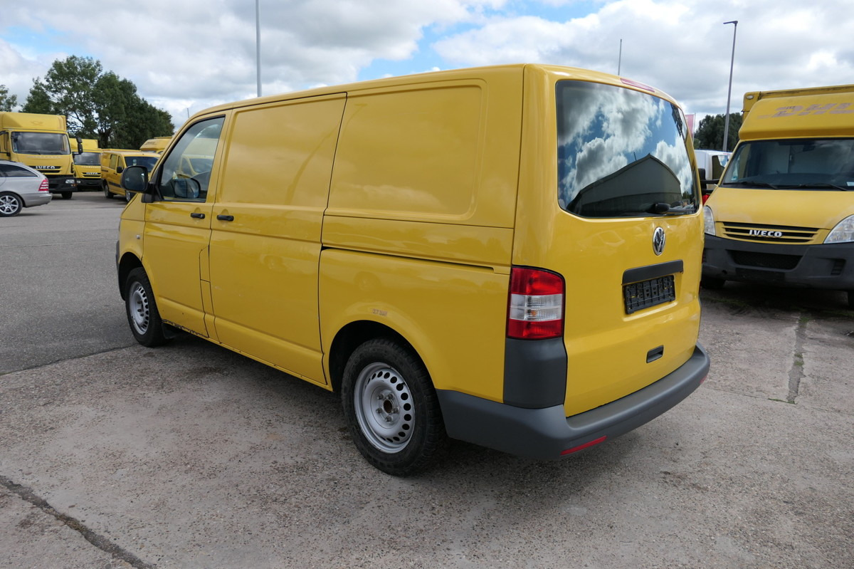 VW T5 Transporter 2.0 TDI PARKTRONIK EURO-5 2xSCHIE - Kleine bestelwagen: afbeelding 4 VW T5 Transporter 2.0 TDI PARKTRONIK EURO-5 2xSCHIE - Kleine bestelwagen: afbeelding 4