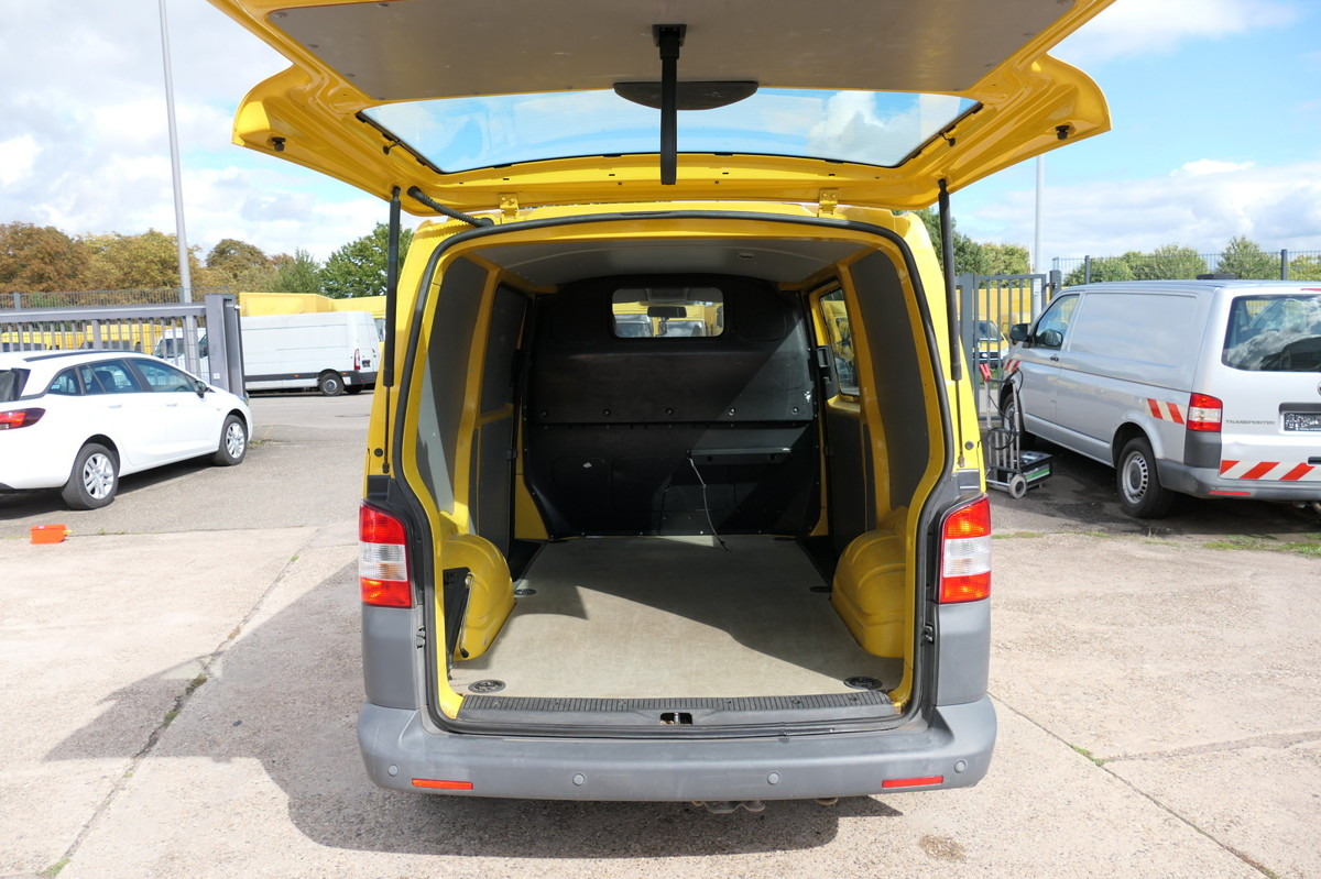 VW T5 Transporter 2.0 TDI PARKTRONIK EURO-5 2xSCHIE - Kleine bestelwagen: afbeelding 5 VW T5 Transporter 2.0 TDI PARKTRONIK EURO-5 2xSCHIE - Kleine bestelwagen: afbeelding 5