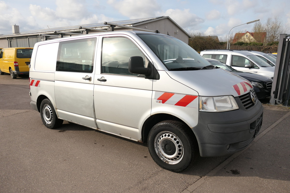 VW T5 Transporter 2.5 TDI 4Motion Werkstatteinbau A - Kleine bestelwagen: afbeelding 2 VW T5 Transporter 2.5 TDI 4Motion Werkstatteinbau A - Kleine bestelwagen: afbeelding 2