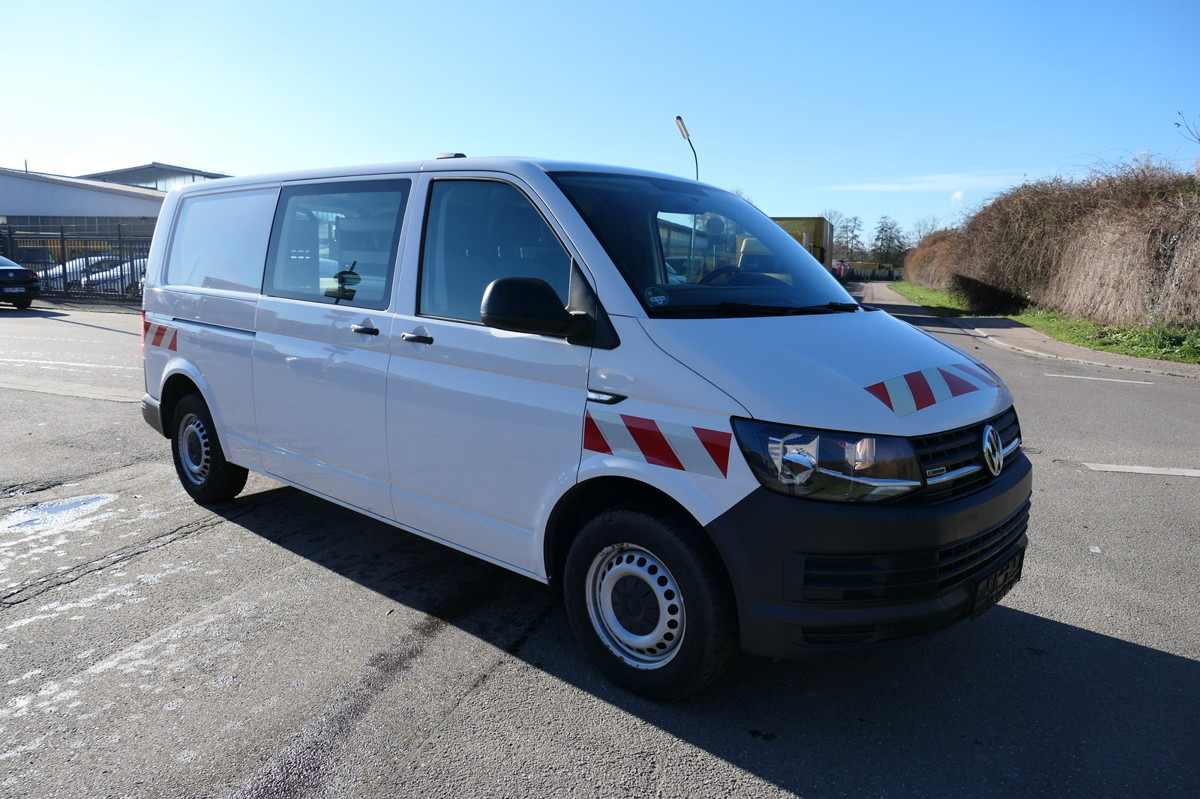 VW T6 Transporter 2.0 TDI lang 4Motion 3Sitzer AHK - Kleine bestelwagen: afbeelding 3 VW T6 Transporter 2.0 TDI lang 4Motion 3Sitzer AHK - Kleine bestelwagen: afbeelding 3
