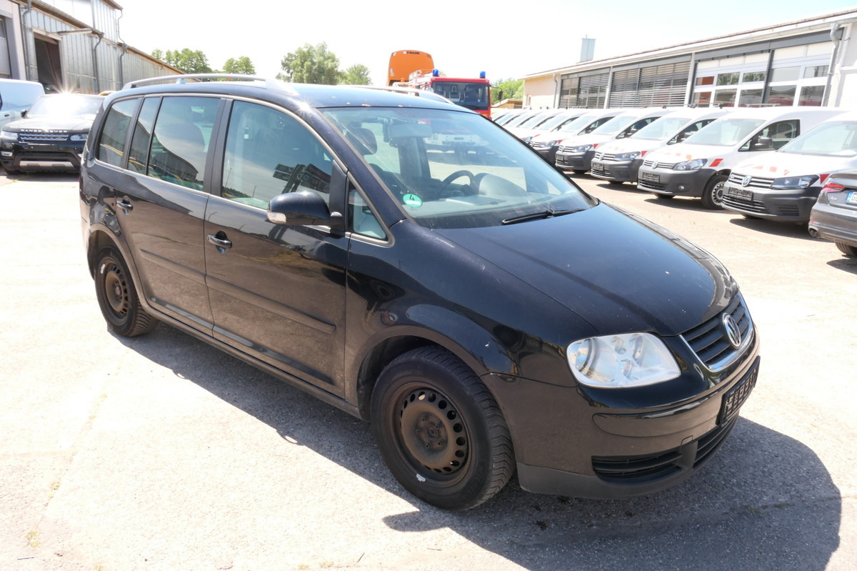 VW Touran Trendline - Personenwagen: afbeelding 2 VW Touran Trendline - Personenwagen: afbeelding 2