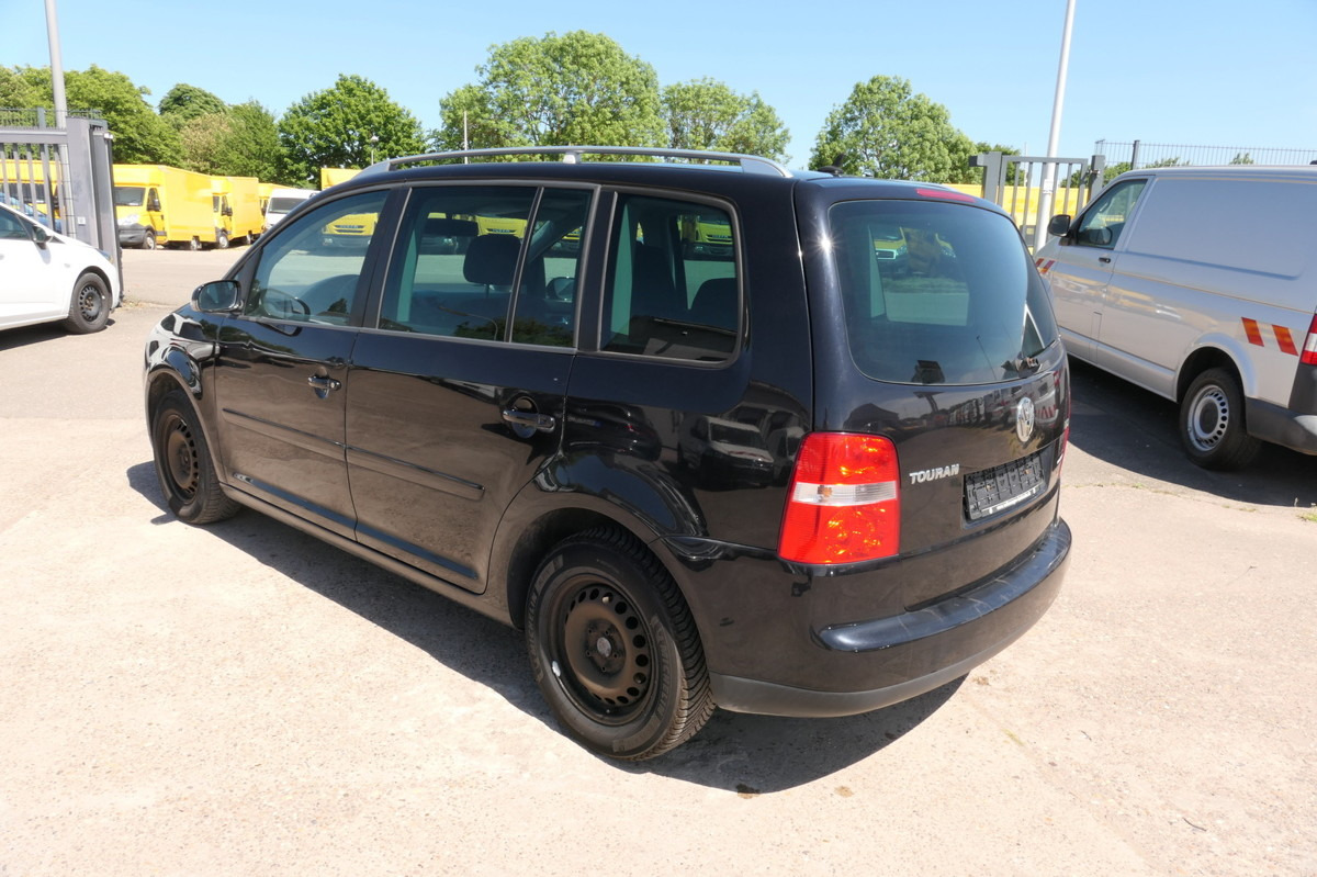 VW Touran Trendline - Personenwagen: afbeelding 4 VW Touran Trendline - Personenwagen: afbeelding 4