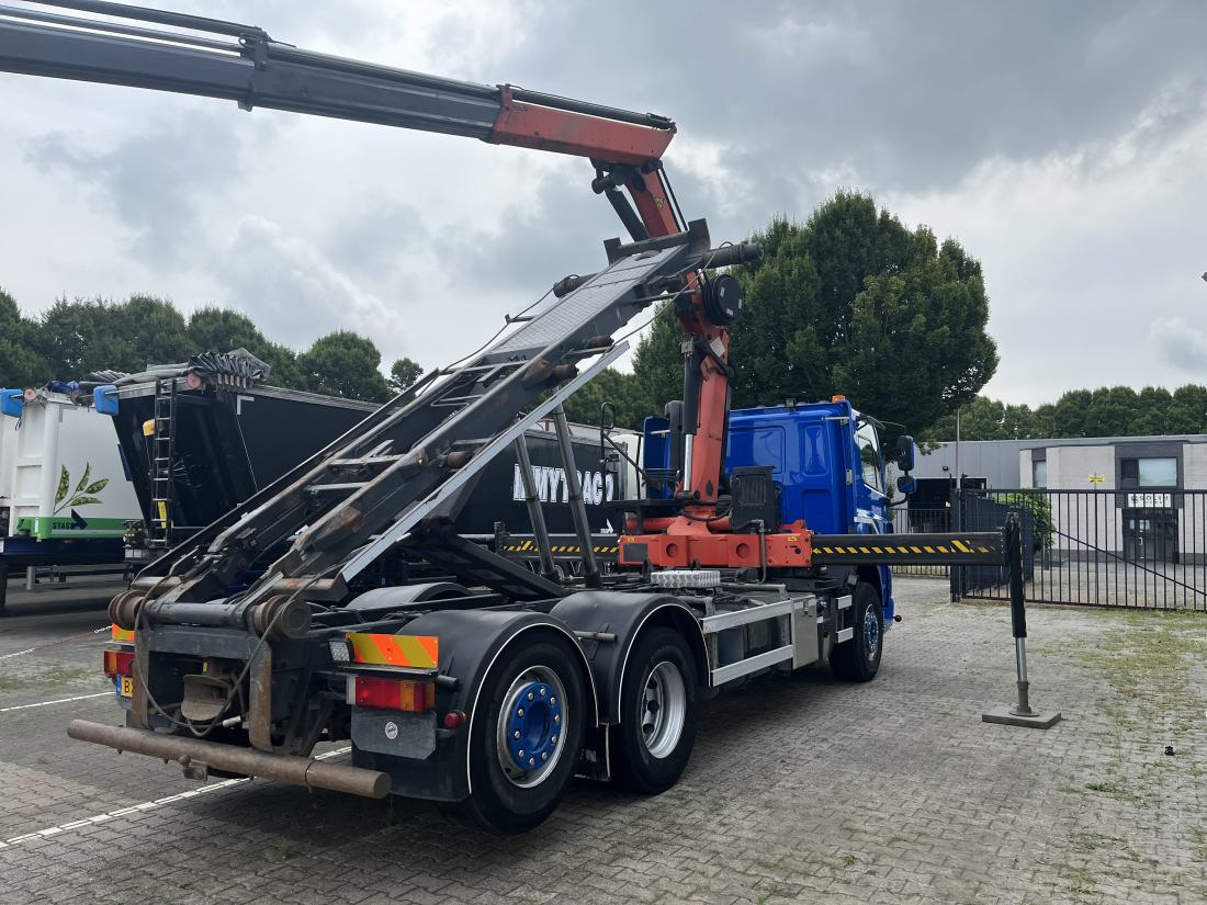 DAF CF 85.360 6x2 NCH cable system - Palfinger PK 18002 - Containertransporter/ Wissellaadbak vrachtwagen, Kraanwagen: afbeelding 2 DAF CF 85.360 6x2 NCH cable system - Palfinger PK 18002 - Containertransporter/ Wissellaadbak vrachtwagen, Kraanwagen: afbeelding 2