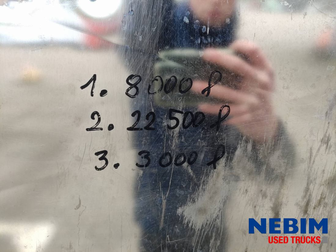 Feldbinder TSA 33.3-3 - 3 comp. 8.000 / 22.500 / 3.000 Ltr. - Tankoplegger: afbeelding 5 Feldbinder TSA 33.3-3 - 3 comp. 8.000 / 22.500 / 3.000 Ltr. - Tankoplegger: afbeelding 5