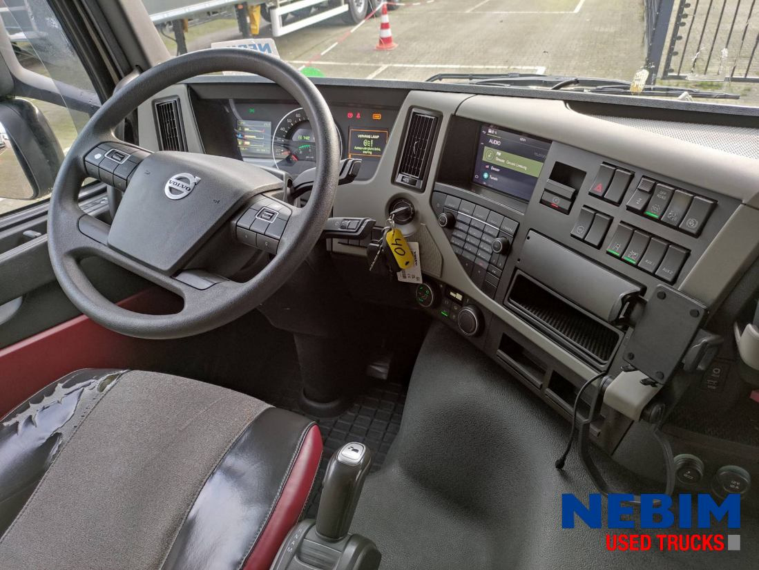 Volvo FM 330 4x2 - Incl. 2 Boxes / Bakken - Schuifzeilen vrachtwagen: afbeelding 3 Volvo FM 330 4x2 - Incl. 2 Boxes / Bakken - Schuifzeilen vrachtwagen: afbeelding 3