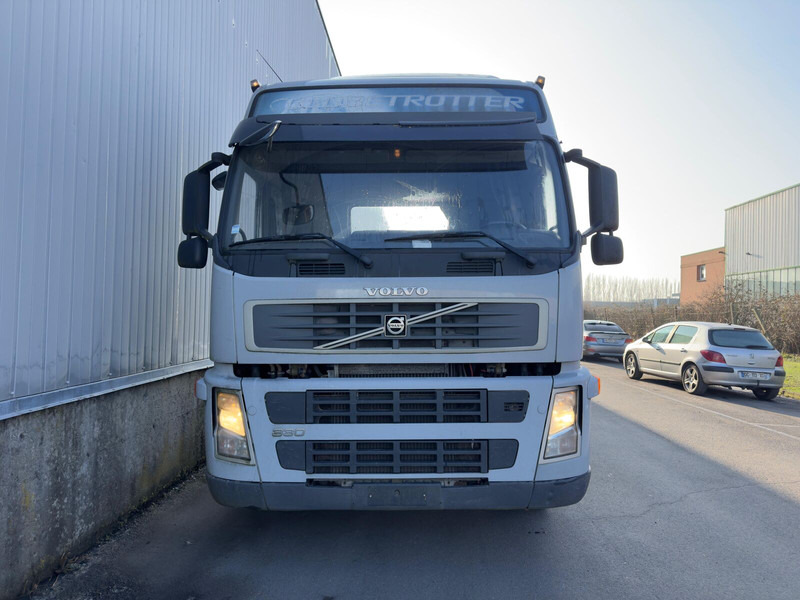 Volvo fm 330 - Trekker: afbeelding 2 Volvo fm 330 - Trekker: afbeelding 2
