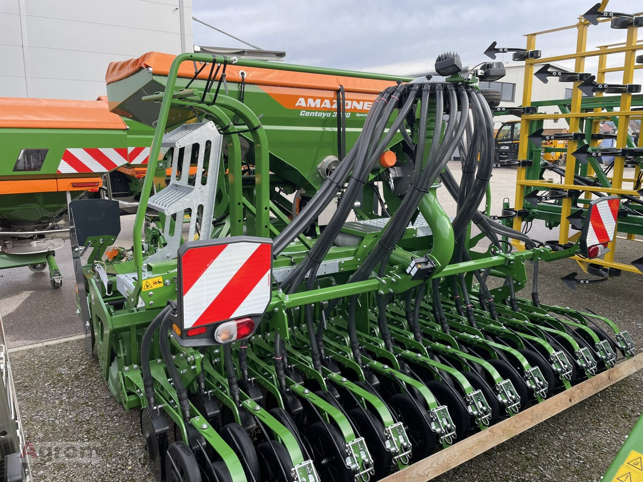 Amazone CENTAYA 3000 Spezial + KX 3001 - Zaaicombinatie: afbeelding 5 Amazone CENTAYA 3000 Spezial + KX 3001 - Zaaicombinatie: afbeelding 5