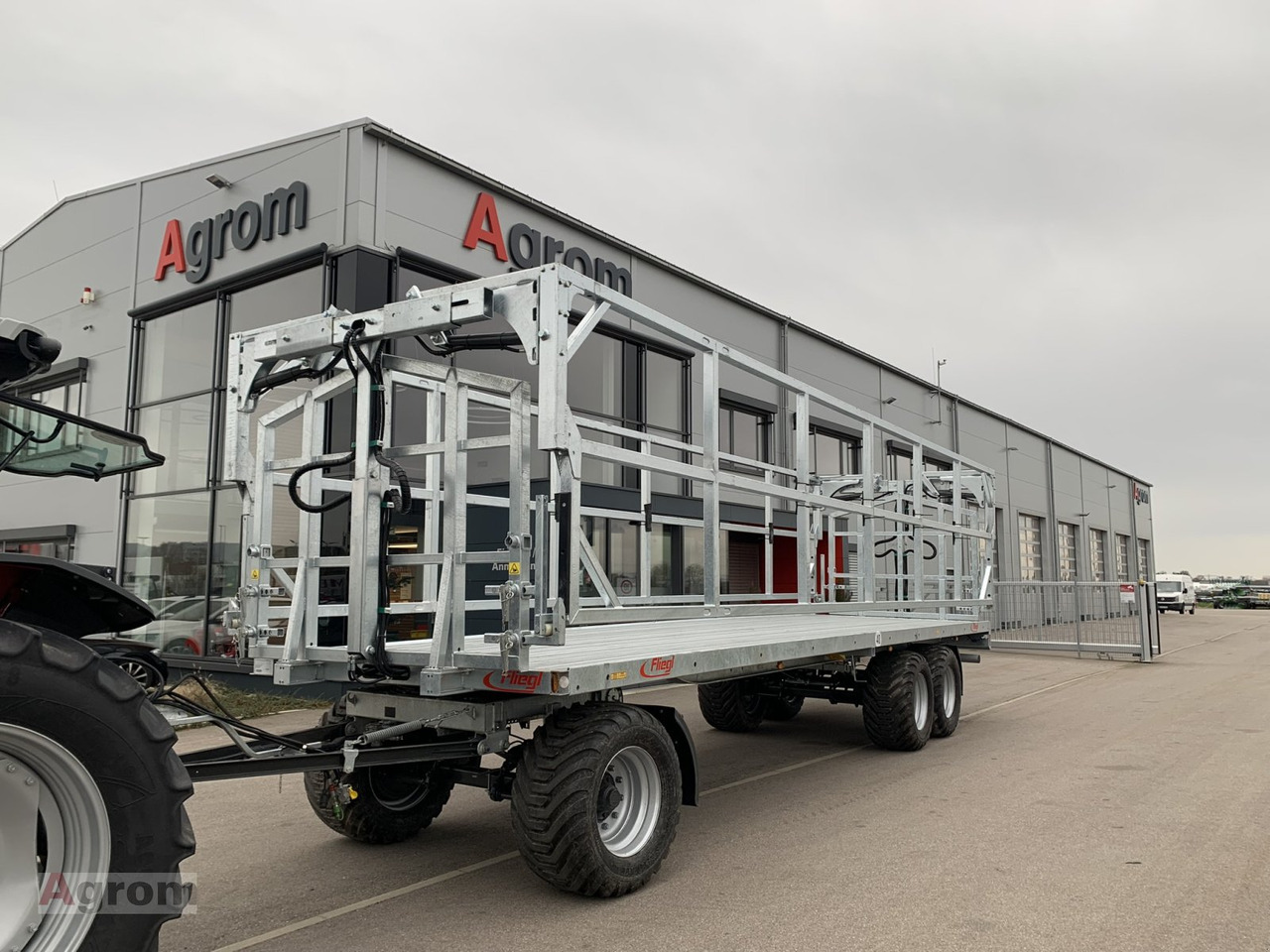 Fliegl DPW 210 BL - Platte landbouwwagen: afbeelding 1 Fliegl DPW 210 BL - Platte landbouwwagen: afbeelding 1