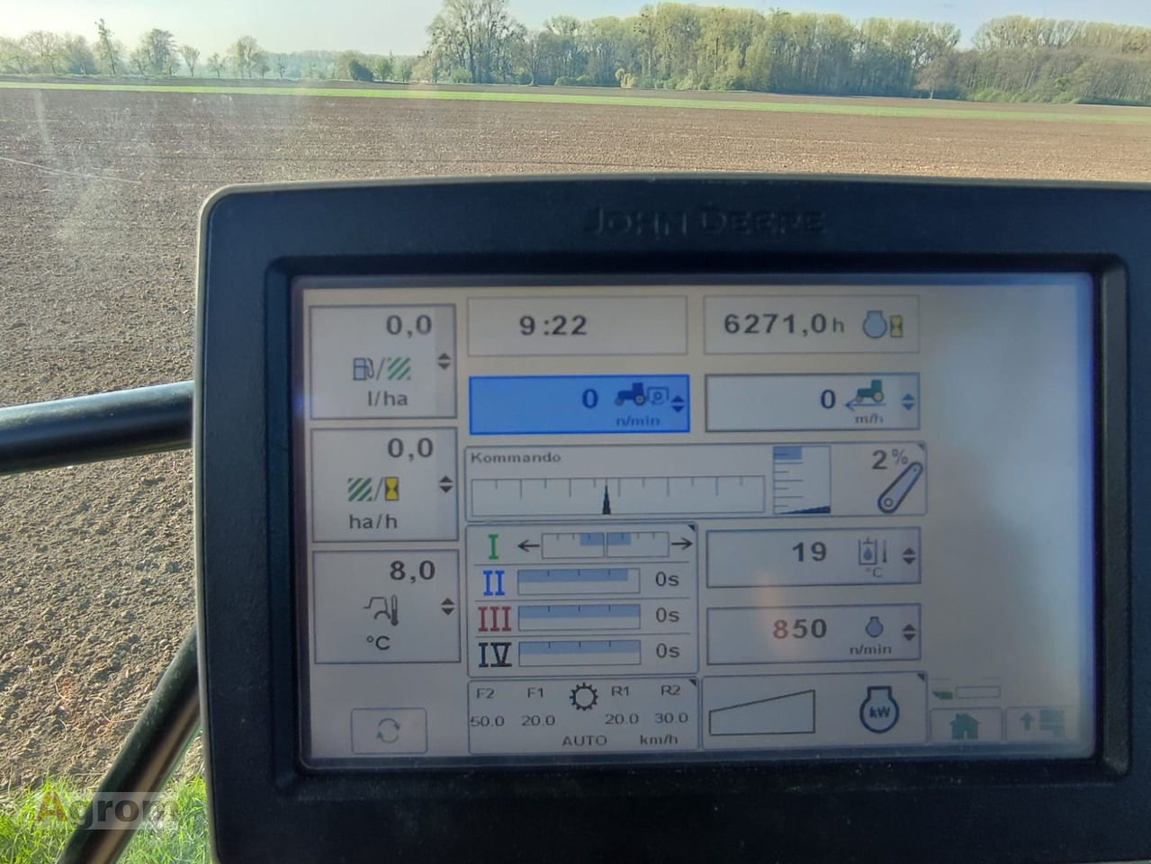 John Deere 6190R - Tractor: afbeelding 2 John Deere 6190R - Tractor: afbeelding 2