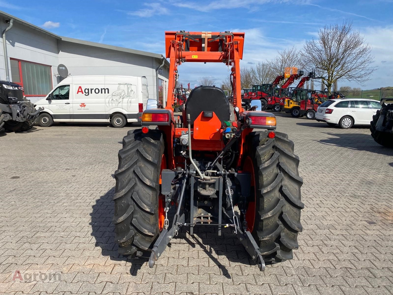 Kubota L 1501 - Tractor: afbeelding 2 Kubota L 1501 - Tractor: afbeelding 2